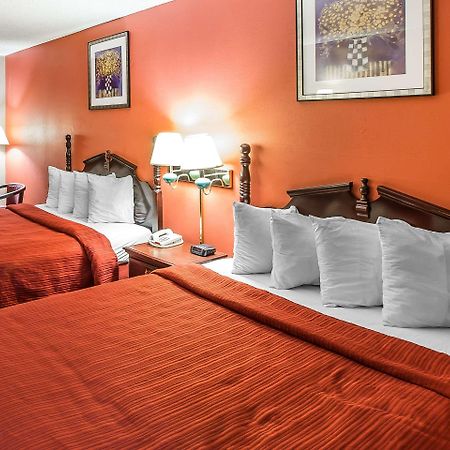 Quality Inn And Suites Macon Buitenkant foto