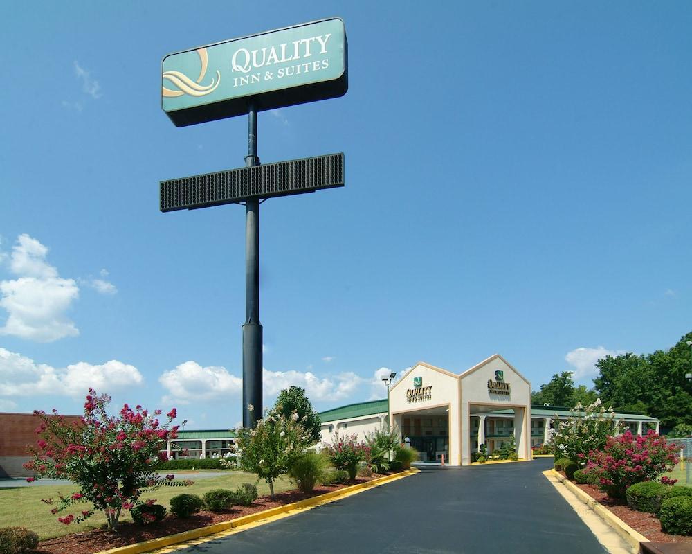 Quality Inn And Suites Macon Buitenkant foto